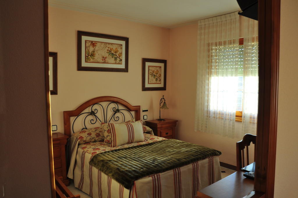 Hotel Hospederia Gemma La Lastrilla Pokoj fotografie